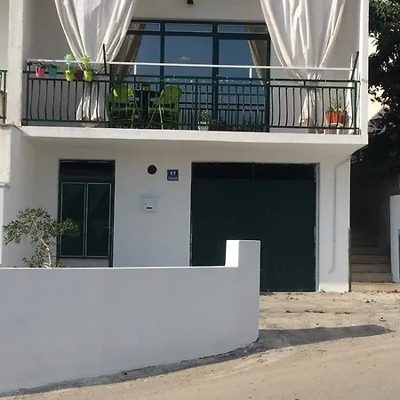 Anita Apartment